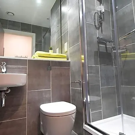 Yugo Lee Point Hotell Cork